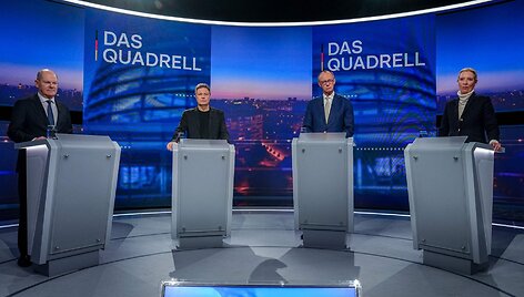 Debatai Vokietijoje / KAY NIETFELD / AFP