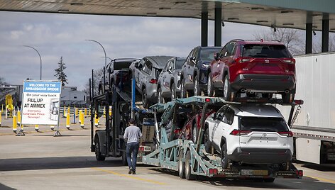 Automobilių importas / BILL PUGLIANO / Getty Images via AFP