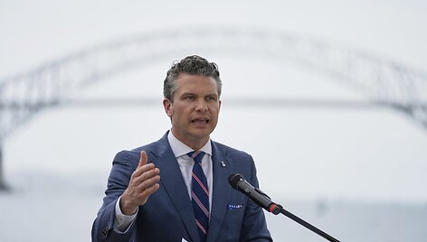 JAV gynybos sekretorius Pete'as Hegsethas / Matias Delacroix / AP