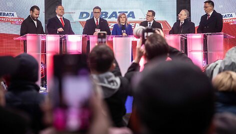 Penktadienį vykę kandidatų į Lenkijos prezidentus debatai  / WOJTEK RADWANSKI / AFP