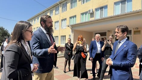 Požeminės slėptuvės&ndash;mokyklos Molodižnėje (Odesos sritis) atidarymo renginys / URM nuotr.