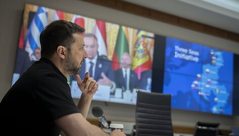 Volodymyras Zelenskis / Ukraine Presidency/Ukrainian Pre / ZUMAPRESS.com