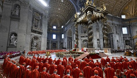 Konklava / Us Vatican Media / ZUMAPRESS.com