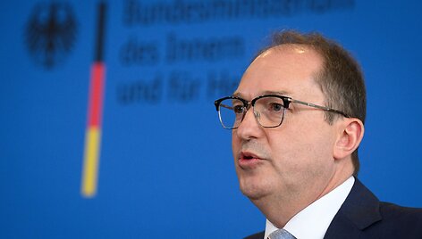 Alexanderis Dobrindtas / Bernd von Jutrczenka / dpa/picture-alliance