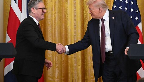K. Starmeris su D. Trumpu / SAUL LOEB / AFP