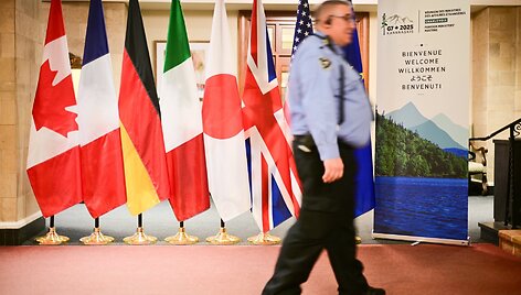 Prie&scaron; G-7 susitikimą / Sebastian Gollnow / dpa/picture-alliance