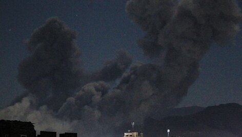 JAV smūgiai Sanoje / MOHAMMED HUWAIS / AFP