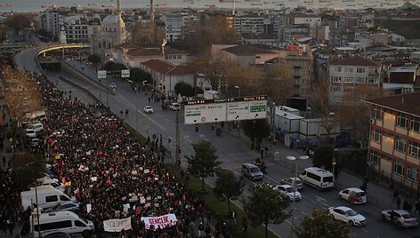 Emrah Gurel / AP