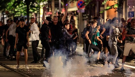 Riau&scaron;ės Prancūzijoje / VALERY HACHE / AFP
