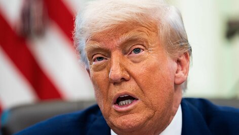 Donaldas Trumpas / ALLISON ROBBERT / AFP