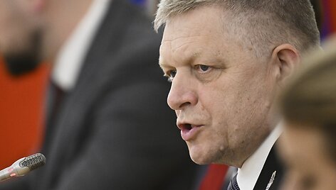 R. Fico / Alexander Nemenov / AP