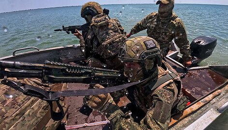 Rusijos kariuomenė  / Alexei Konovalov / ZUMAPRESS.com