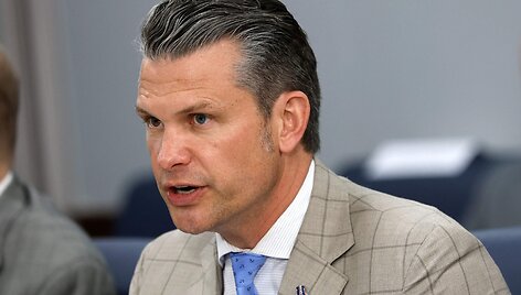 Pete'as Hegsethas / KEVIN DIETSCH / Getty Images via AFP