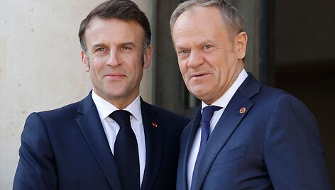 Emmanuelis Macronas ir Donaldas Tuskas / LUDOVIC MARIN / AFP