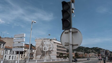 Lewis Joly / AP