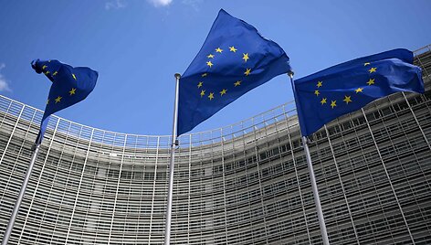 Europos Sąjungos vėliavos / NICOLAS TUCAT / AFP