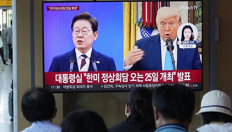 Lee Jae-myungas ir Donaldas Trumpas / Ahn Young-joon / AP