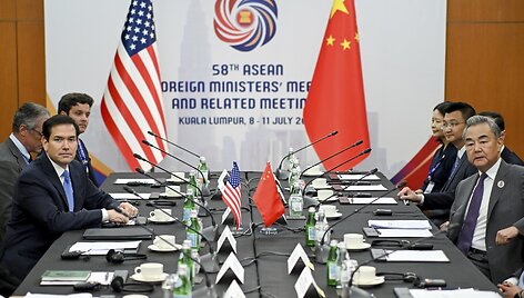 Marco Rubio ir Wang Yi / Mandel Ngan / AP