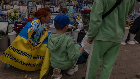 Lauko memorialas Maidano aik&scaron;tėje / Svet Jacqueline / ZUMAPRESS.com