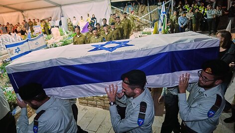 Į Izraelį pargabenti įkaito palaikai /  / AP