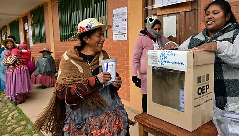 Rinkimai Bolivijoje / MARTIN BERNETTI / AFP