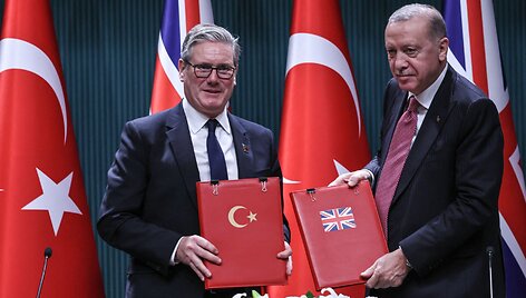 Keiro Starmerio vizitas Turkijoje pirmadienį / ADEM ALTAN / AFP