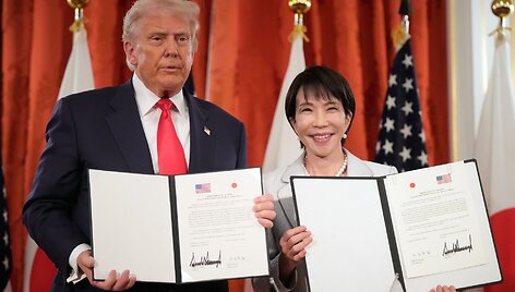 Donaldas Trumpas ir Sanae Takaichi /  / AP