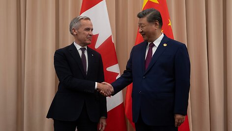 Markas Carney ir Xi Jinpingas /  / AP