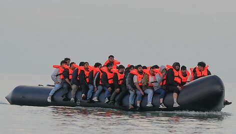 Nelegalūs migrantai / Ioannis Alexopoulos / ZUMAPRESS.com