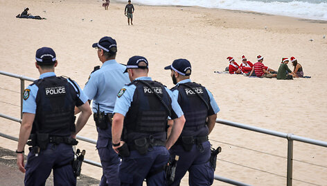 Policija Bondajaus paplūdimyje / DAVID GRAY / AFP
