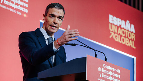 Pedro Sanchezas / Carlos Luj&Atilde;&iexcl;N / ZUMAPRESS.com