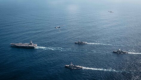 JAV lėktuvne&scaron;io grupuotė / Mc2 Tajh Payne/U.S. Navy / ZUMAPRESS.com