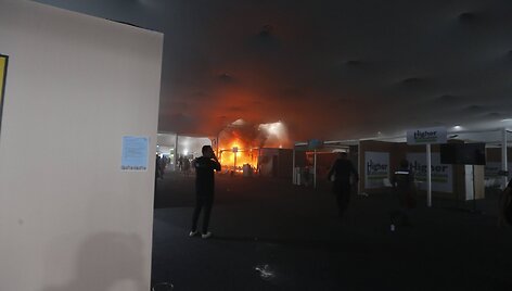 Gaisras COP30 / IMAGO/PAULO LISBOA / IMAGO/Brazil Photo Press