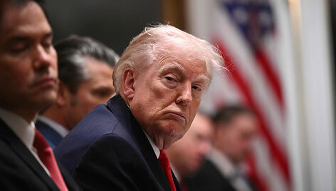  Donaldas Trumpas / BRENDAN SMIALOWSKI / AFP