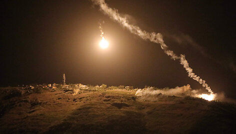 - / AFP
