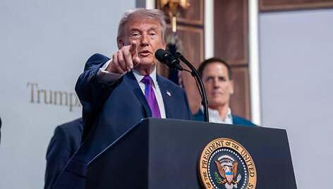 D. Trumpas / Andrew Leyden / ZUMAPRESS.com