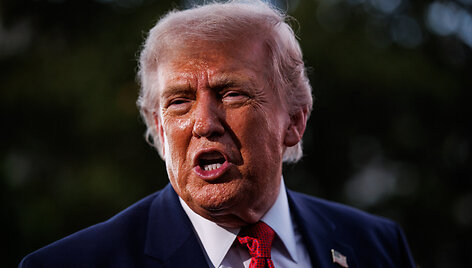 D. Trumpas / Samuel Corum - Pool via CNP / picture alliance / Consolidated News Photos