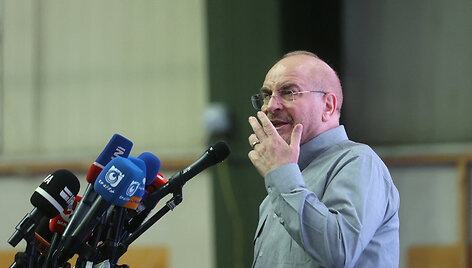 Mohammadas Bagheras Ghalibafas / Majid Asgaripour / via REUTERS