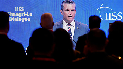 Pete'as Hegsethas / Caroline Chia / REUTERS