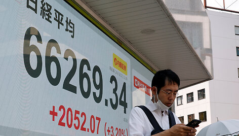 Kim Kyung-Hoon / REUTERS