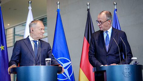 D. Tuskas ir F. Merzas / Kay Nietfeld / dpa/picture-alliance