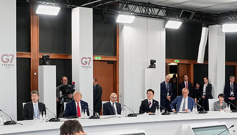 G7 vir&scaron;ūnių susitikimas /  / AP