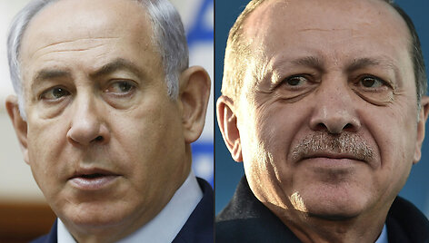 B. Netanyahu ir R. T. Erdoganas / RONEN ZVULUN OZAN KOSE / AFP