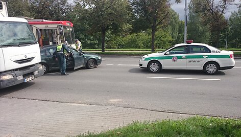 Avarija Žirmūnų gatvėje
