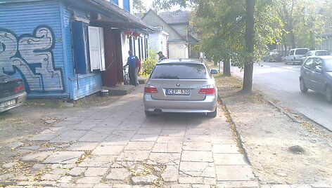 BMW ant &scaron;aligatvio. 