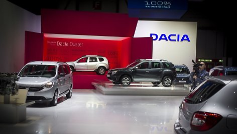 „Dacia“ naujovės Ženevos automobilių parodoje