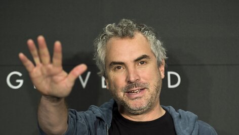 Alfonso Cuar&oacute;nas