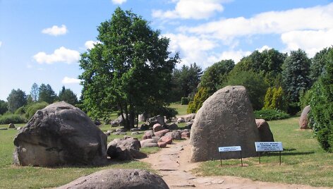 Mosėdžio akmenų muziejus