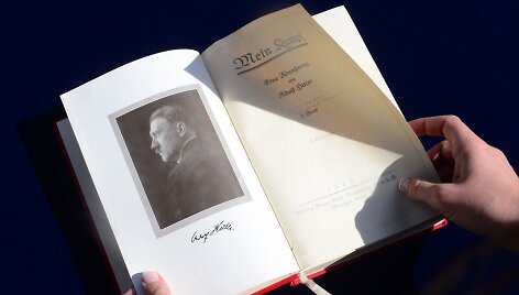 Adolfo Hitlerio &bdquo;Mein Kampf&ldquo;