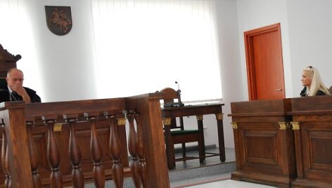 Teisėjui P.Borkovskiui su V.Kisieliūtė &scaron;įryt nebuvo lengva.